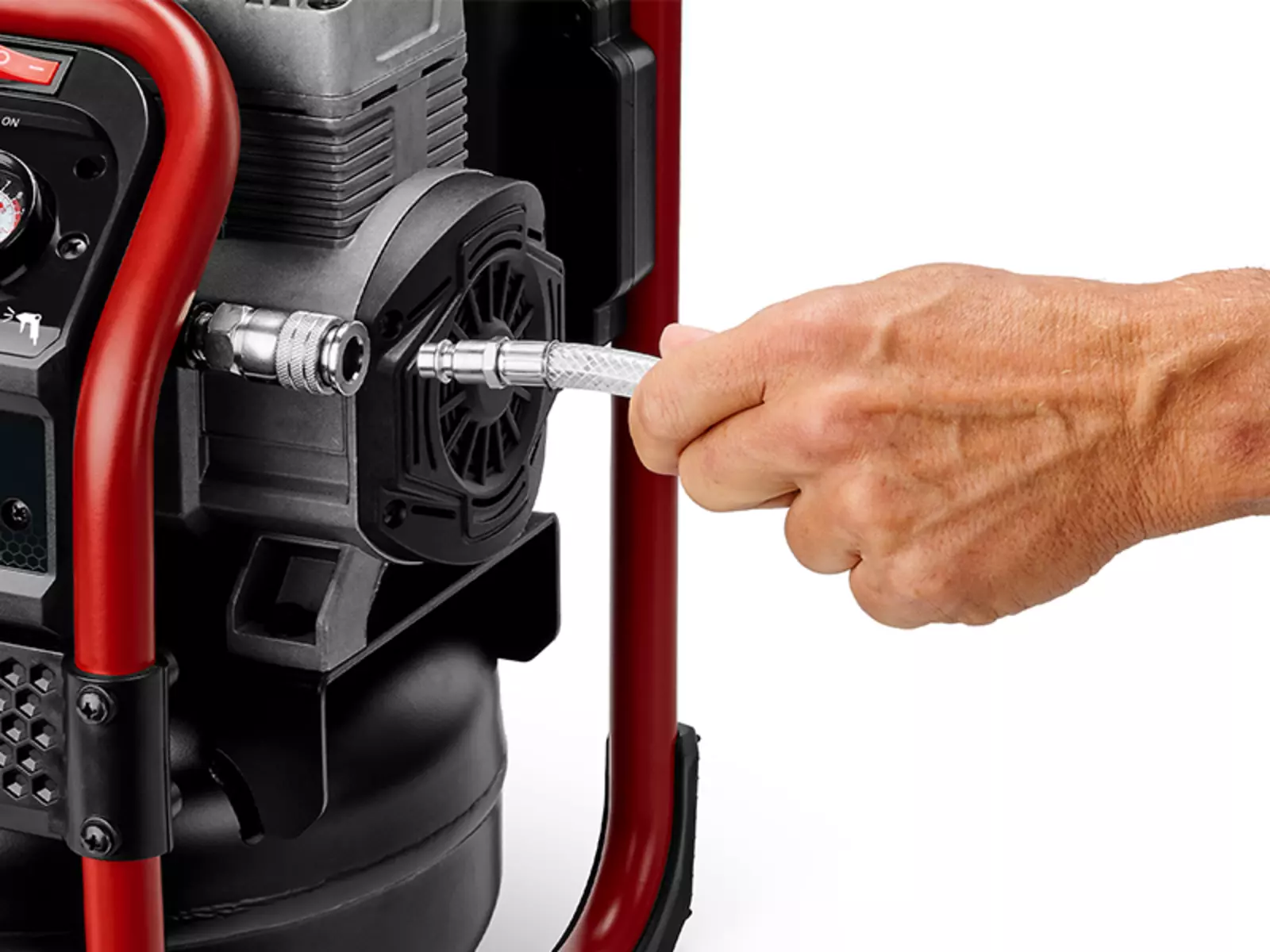 Акумуляторний компресор Einhell SILENZZO 36/210 з прикріпленим швидкознімним пневматичним з'єднанням.